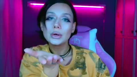 Snapshot of tommioo7 chatting on September 24, 2025, 9:07 pm Galadriel online show from September 24, 2025, 9:07 pm