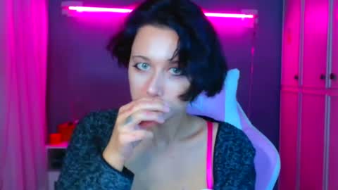 Snapshot of tommioo7 chatting on September 30, 2025, 7:41 pm Galadriel online show from September 30, 2025, 7:41 pm