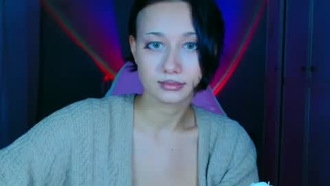 Snapshot of tommioo7 chatting on December 21, 2025, 8:16 pm Galadriel online show from December 21, 2025, 8:16 pm