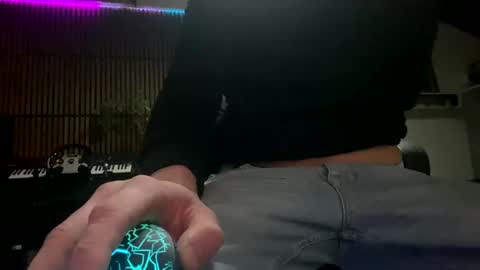 Snapshot of tommit84 chatting on March 10, 2025, 4:17 am tommit84 online show from March 10, 2025, 4:17 am