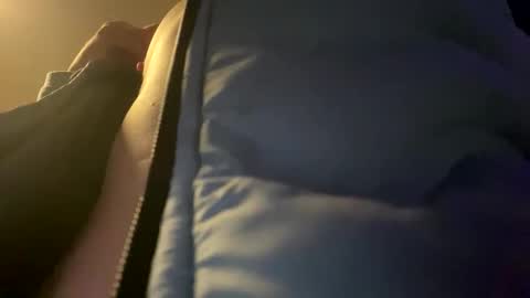 Snapshot of tommit84 chatting on November 16, 2025, 9:53 pm tommit84 online show from November 16, 2025, 9:53 pm