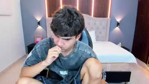 Tommy  online show from July 2, 2026, 3:23 am