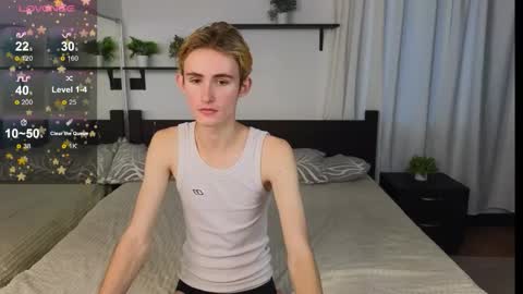 Snapshot of tommy18xxx chatting on October 21, 2025, 10:27 am Tommy online show from October 21, 2025, 10:27 am