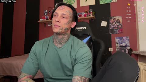 Snapshot of tommy__gun_ chatting on December 30, 2024, 1:25 pm Tommy and Katana online show from December 30, 2024, 1:25 pm