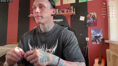 Snapshot of tommy__gun_ chatting on December 31, 2024, 10:26 am Tommy and Katana online show from December 31, 2024, 10:26 am