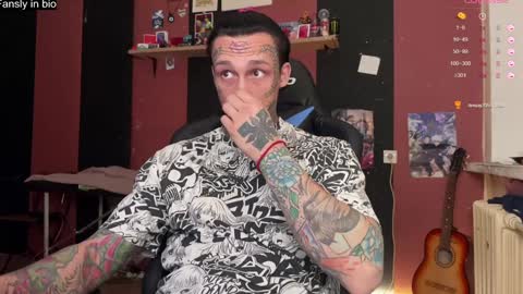 Snapshot of tommy__gun_ chatting on January 9, 2025, 2:29 pm Tommy and Katana online show from January 9, 2025, 2:29 pm