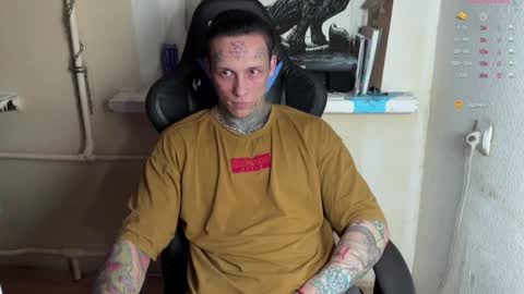 Snapshot of tommy__gun_ chatting on January 14, 2025, 3:04 pm Tommy and Katana online show from January 14, 2025, 3:04 pm