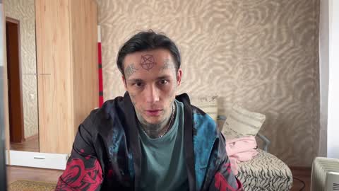 Snapshot of tommy__gun_ chatting on January 23, 2025, 8:04 am Tommy and Katana online show from January 23, 2025, 8:04 am