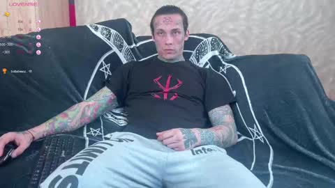 Snapshot of tommy__gun_ chatting on February 17, 2025, 8:52 am Tommy and Katana online show from February 17, 2025, 8:52 am