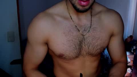 Snapshot of tommy_bred chatting on February 28, 2026, 6:09 pm Twitter BreddTommy IG tommy bredd online show from February 28, 2026, 6:09 pm