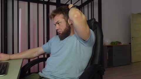 Snapshot of tommy_burnzzz chatting on January 7, 2025, 1:14 pm tommy burnzzz online show from January 7, 2025, 1:14 pm