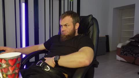 Snapshot of tommy_burnzzz chatting on February 13, 2025, 8:48 am tommy burnzzz online show from February 13, 2025, 8:48 am