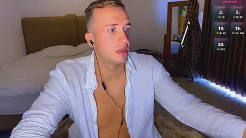 Snapshot of tommy_cumfinger chatting on June 20, 2026, 1:52 am Tommy online show from June 20, 2026, 1:52 am