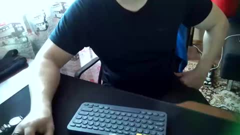 Snapshot of tommy_li_2 chatting on February 1, 2025, 9:54 am Tommi Li online show from February 1, 2025, 9:54 am