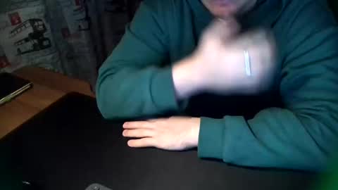 Snapshot of tommy_li_2 chatting on February 2, 2025, 2:45 pm Tommi Li online show from February 2, 2025, 2:45 pm