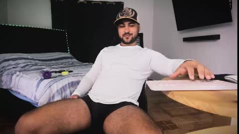 tommy_sccott online show from February 9, 2026, 9:30 pm