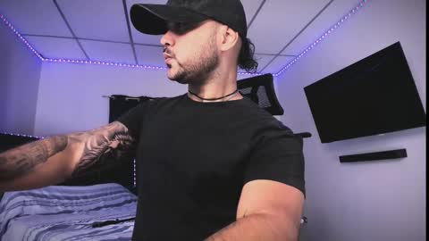 tommy_sccott online show from February 23, 2026, 12:09 am