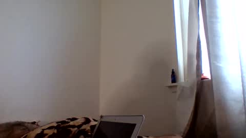Snapshot of tommyandtomara chatting on May 2, 2026, 8:41 am tommyandtomara online show from May 2, 2026, 8:41 am