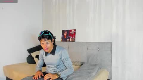 Snapshot of tommyhot7 chatting on June 8, 2026, 1:28 am tommyhot7 online show from June 8, 2026, 1:28 am