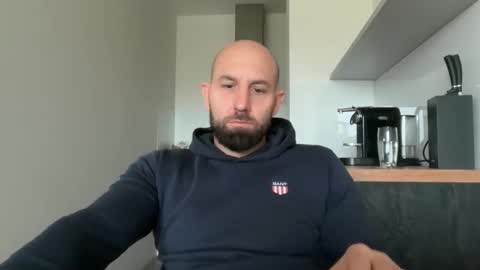 Thomas Fit online show from September 25, 2025, 8:51 am