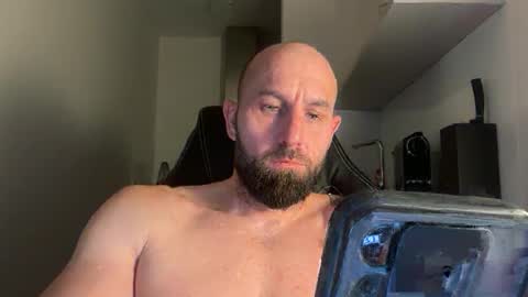 Thomas Fit online show from October 2, 2025, 5:53 pm