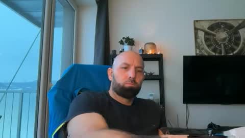 Thomas Fit online show from January 14, 2026, 6:52 am