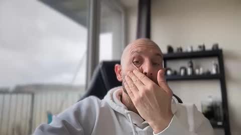 Thomas Fit online show from March 26, 2026, 7:47 am