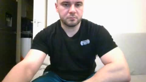 tommyy19901 online show from February 18, 2025, 6:26 pm