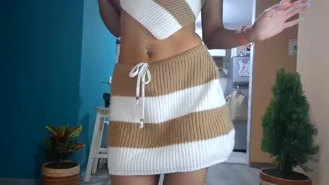 leyla  online show from January 19, 2025, 5:58 am