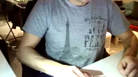 Snapshot of tomtom02029 chatting on December 13, 2024, 3:32 pm Tom online show from December 13, 2024, 3:32 pm