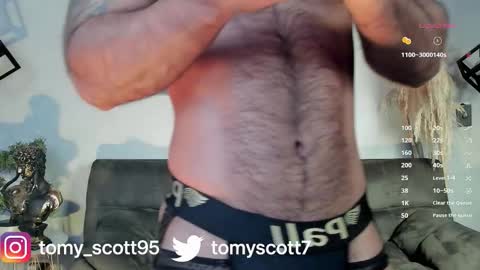 tomy_scott6 online show from February 18, 2026, 12:01 pm