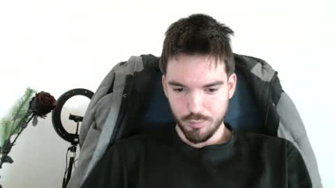 Snapshot of tomylind chatting on March 16, 2026, 9:57 am Onlyfans - Tomylind keep you in touch there online show from March 16, 2026, 9:57 am