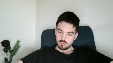 Onlyfans - Tomylind keep you in touch there online show from April 25, 2026, 10:18 am