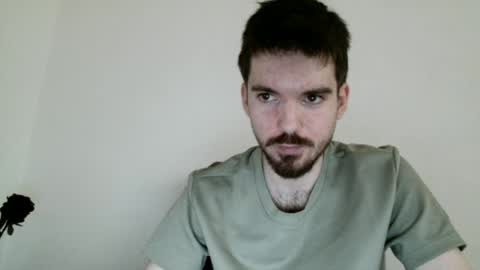 Snapshot of tomylind chatting on June 14, 2026, 10:39 am Onlyfans - Tomylind keep you in touch there online show from June 14, 2026, 10:39 am