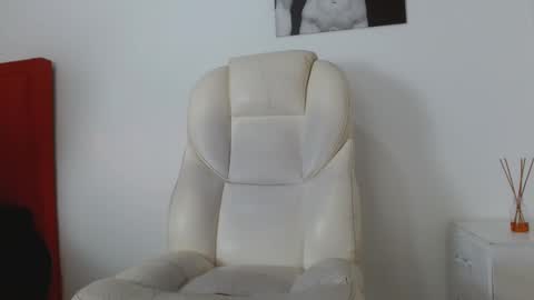 TONI BELMONT online show from March 10, 2025, 9:51 pm