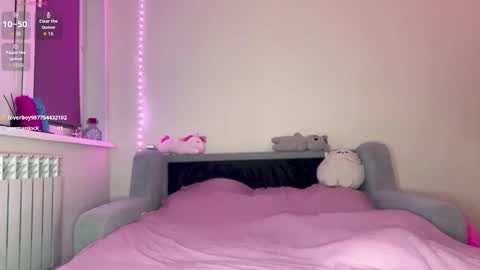 Snapshot of tonimechling chatting on February 14, 2026, 1:08 pm Nana and Sara online show from February 14, 2026, 1:08 pm