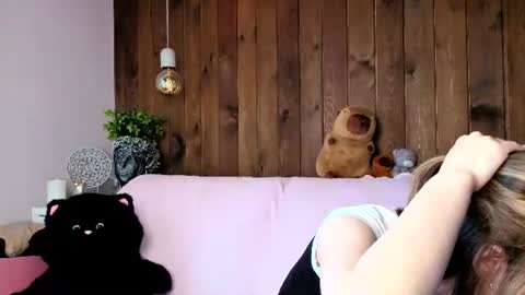 Melissa online show from June 12, 2026, 9:08 am