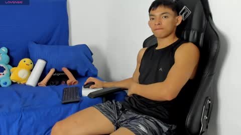 Tonny online show from May 18, 2026, 1:35 am