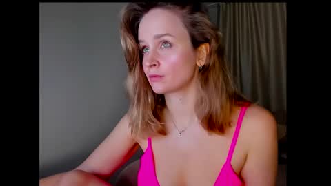 Snapshot of tony_and_alice chatting on January 29, 2025, 9:39 pm Tony and Alice online show from January 29, 2025, 9:39 pm