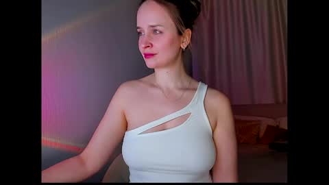 Snapshot of tony_and_alice chatting on April 19, 2026, 8:00 pm Tony and Alice online show from April 19, 2026, 8:00 pm