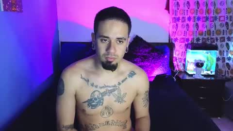 Sophia  Tony online show from October 22, 2025, 11:10 am