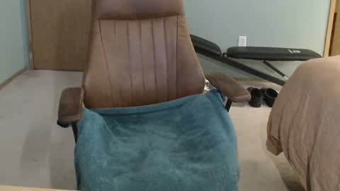 Snapshot of tonypandaking chatting on February 16, 2025, 9:38 pm Tony online show from February 16, 2025, 9:38 pm