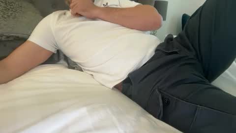 Snapshot of too_naughty chatting on November 14, 2025, 10:47 am too_naughty online show from November 14, 2025, 10:47 am