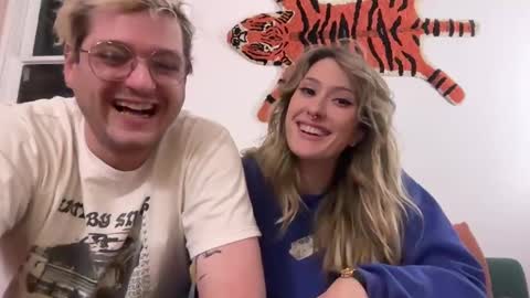 toobna2 online show from January 4, 2025, 5:27 am