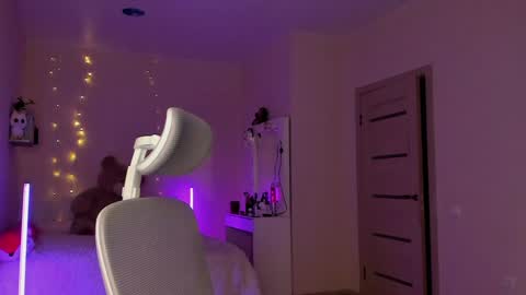 Snapshot of toohornyserj chatting on December 16, 2024, 9:20 pm toohornyserj online show from December 16, 2024, 9:20 pm