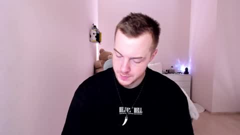 Snapshot of toohornyserj chatting on February 17, 2025, 9:30 pm toohornyserj online show from February 17, 2025, 9:30 pm