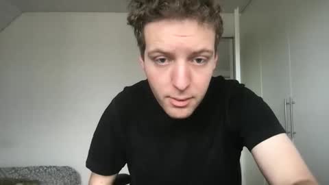 Max online show from March 26, 2026, 6:41 am