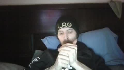 Snapshot of tootall803 chatting on December 31, 2024, 11:17 pm TooTall803 online show from December 31, 2024, 11:17 pm