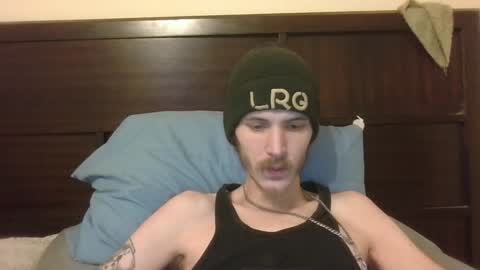 Snapshot of tootall803 chatting on January 25, 2025, 2:15 am TooTall803 online show from January 25, 2025, 2:15 am