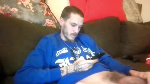 Snapshot of tootall803 chatting on October 18, 2025, 3:24 pm TooTall803 online show from October 18, 2025, 3:24 pm